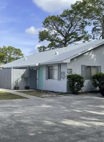 1408 40th Avenue Vero Beach FL 32960