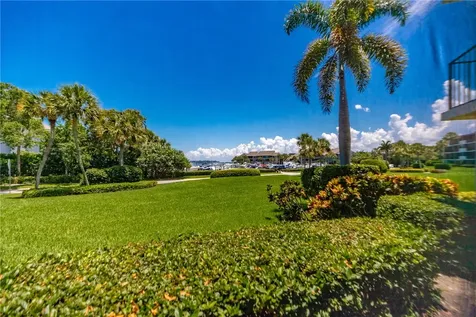 1825 Mooringline Drive Vero Beach FL 32963