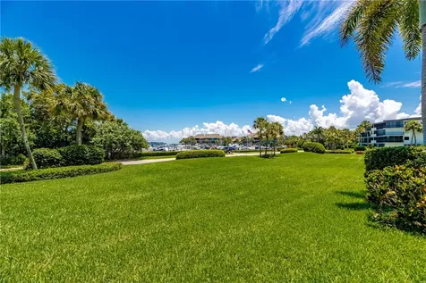 1825 Mooringline Drive Vero Beach FL 32963