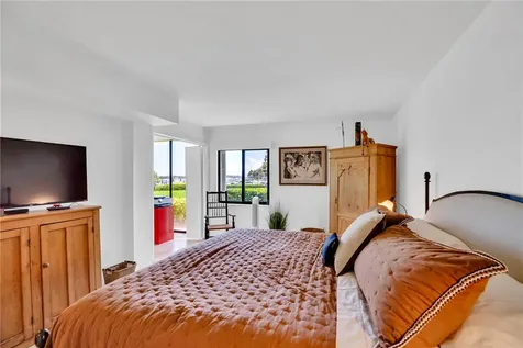 1825 Mooringline Drive Vero Beach FL 32963
