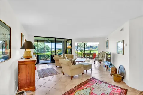 1825 Mooringline Drive Vero Beach FL 32963