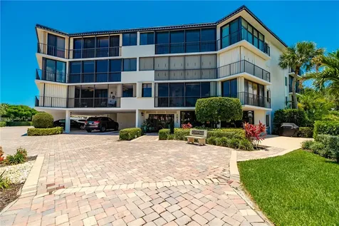 1825 Mooringline Drive Vero Beach FL 32963