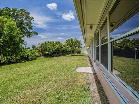 847 Lake Orchid Circle Vero Beach FL 32962