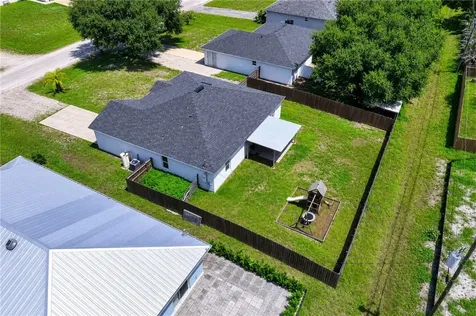 7726 102nd Avenue Vero Beach FL 32967