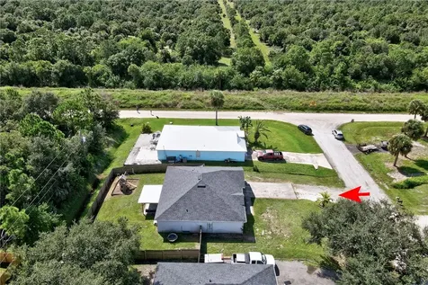7726 102nd Avenue Vero Beach FL 32967