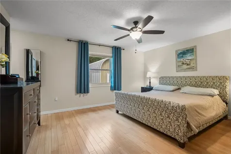 4990 Us 1 Mims FL 32754