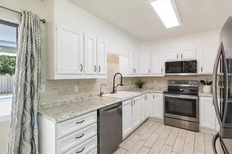 8795 101st Court Vero Beach FL 32967