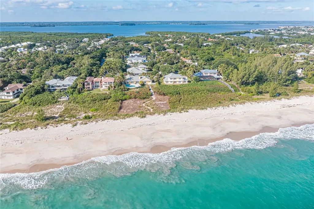 2225 Silver Sands Court Vero Beach FL 32963