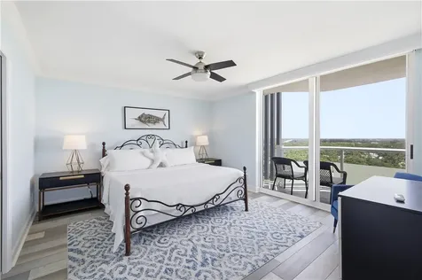 3554 Ocean Drive Vero Beach FL 32963