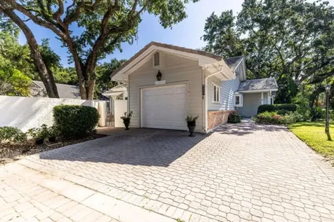 300 S Peppertree Drive Vero Beach FL 32963