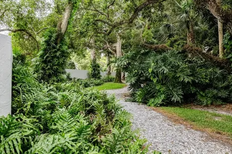 300 S Peppertree Drive Vero Beach FL 32963