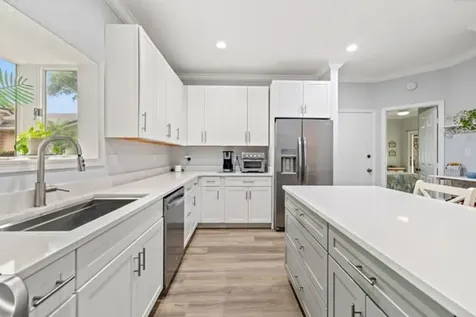 300 S Peppertree Drive Vero Beach FL 32963