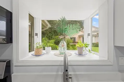 300 S Peppertree Drive Vero Beach FL 32963