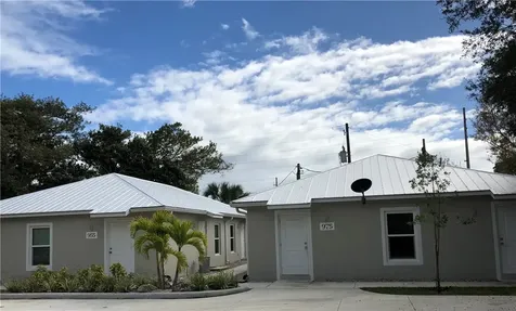 955 18th Place Vero Beach FL 32960