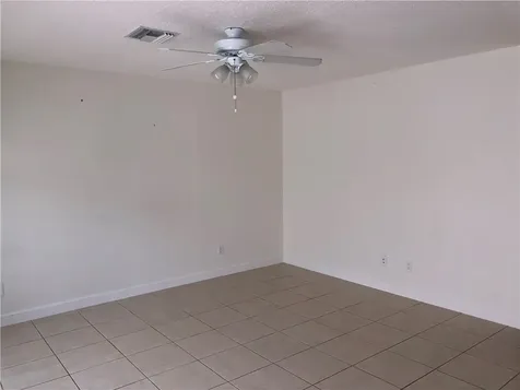 955 18th Place Vero Beach FL 32960