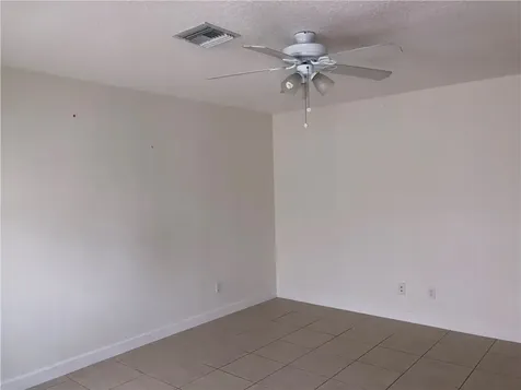 955 18th Place Vero Beach FL 32960