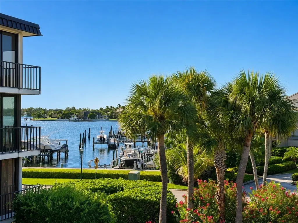 1850 Bay Road Vero Beach FL 32963