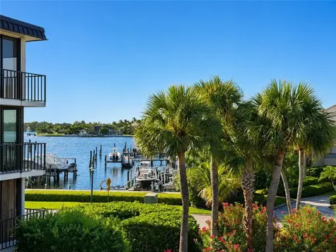1850 Bay Road Vero Beach FL 32963