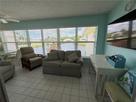 675 W Lake Jasmine Circle Vero Beach FL 32962