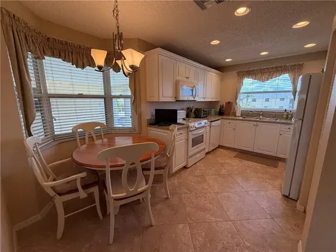 675 W Lake Jasmine Circle Vero Beach FL 32962