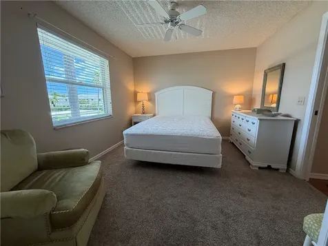 675 W Lake Jasmine Circle Vero Beach FL 32962