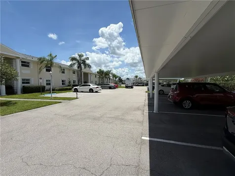 675 W Lake Jasmine Circle Vero Beach FL 32962