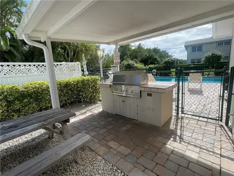 675 W Lake Jasmine Circle Vero Beach FL 32962