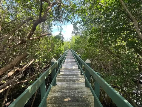 675 W Lake Jasmine Circle Vero Beach FL 32962