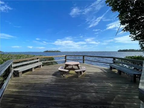 675 W Lake Jasmine Circle Vero Beach FL 32962