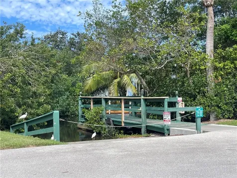 675 W Lake Jasmine Circle Vero Beach FL 32962
