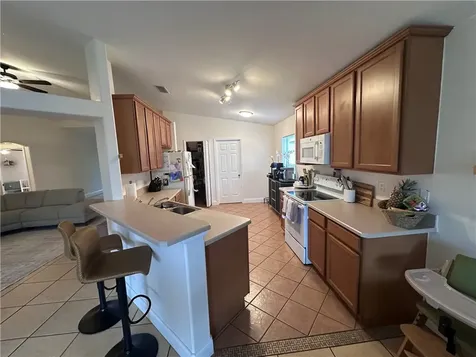 824 Greenleaf Circle Vero Beach FL 32960