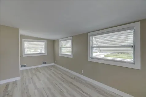 310 Kiwi Drive Barefoot Bay FL 32976