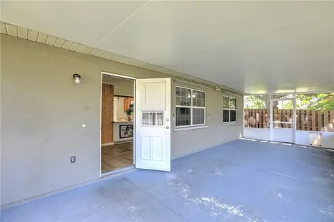 243 Dickens Avenue Sebastian FL 32958