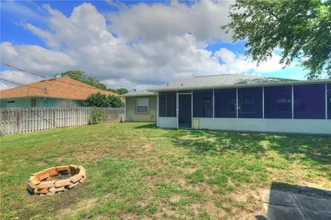 243 Dickens Avenue Sebastian FL 32958