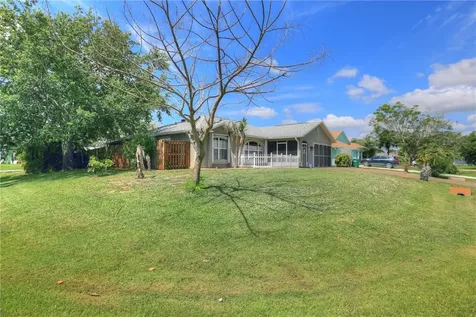243 Dickens Avenue Sebastian FL 32958