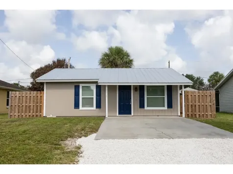 1325 22nd Avenue SW Vero Beach FL 32962