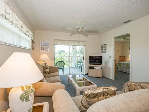 385 Grove Isle Circle Vero Beach FL 32962