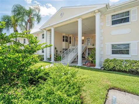385 Grove Isle Circle Vero Beach FL 32962