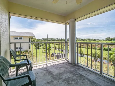 385 Grove Isle Circle Vero Beach FL 32962