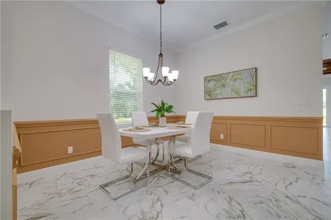1805 Bridgepointe Circle Vero Beach FL 32967