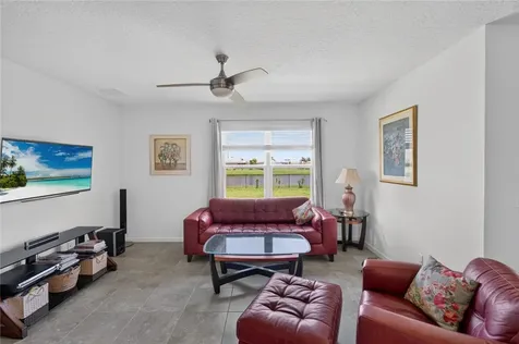 2233 Stratton Terrace SW Vero Beach FL 32968