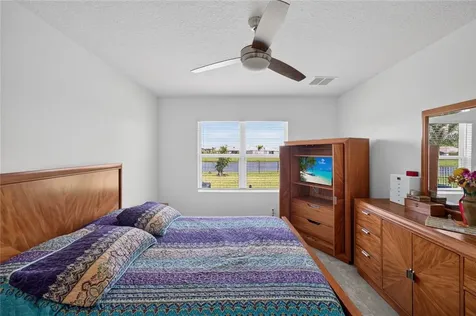 2233 Stratton Terrace SW Vero Beach FL 32968