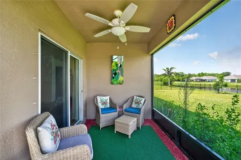 2233 Stratton Terrace SW Vero Beach FL 32968
