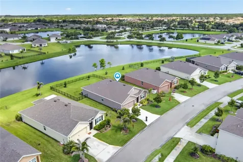 2233 Stratton Terrace SW Vero Beach FL 32968