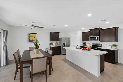 2233 Stratton Terrace SW Vero Beach FL 32968