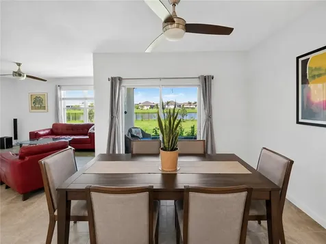 2233 Stratton Terrace SW Vero Beach FL 32968