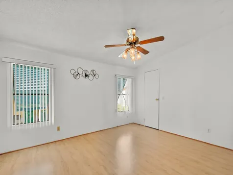 836 Hyacinth Circle Barefoot Bay FL 32976
