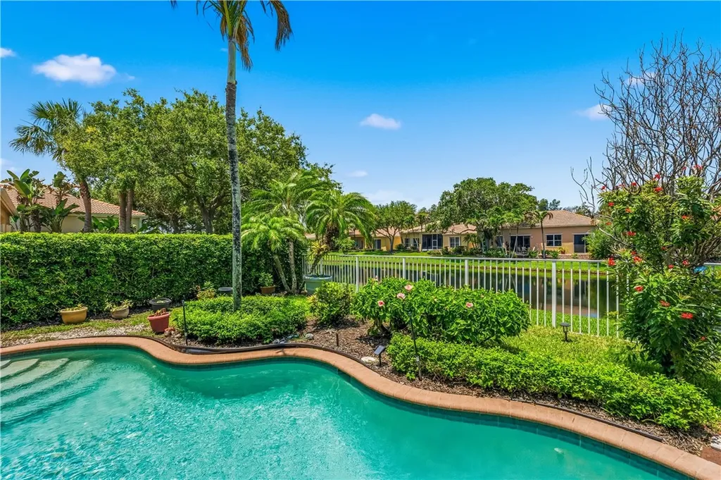 9535 E Maiden Court Vero Beach FL 32963