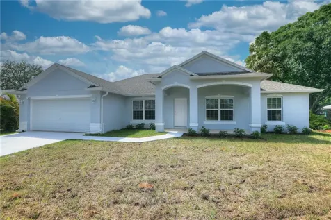 426 Lanfair Avenue Sebastian FL 32958