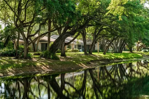 107 W Park Shores Circle Indian River Shores FL 32963